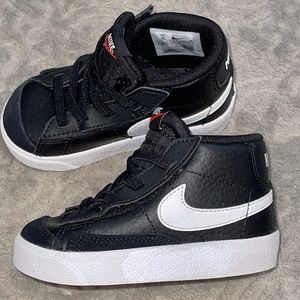 Toddler NIKE Shoes